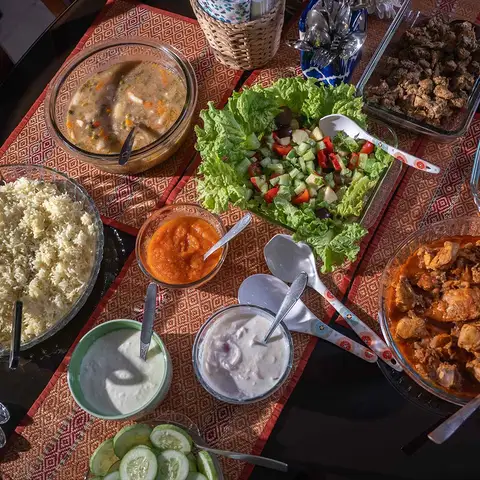 Headliners - Veg Rissoles, Colonial Pepper Chicken Bites, Chicken Vindaloo, Vegetable Brown Stew, and much more.